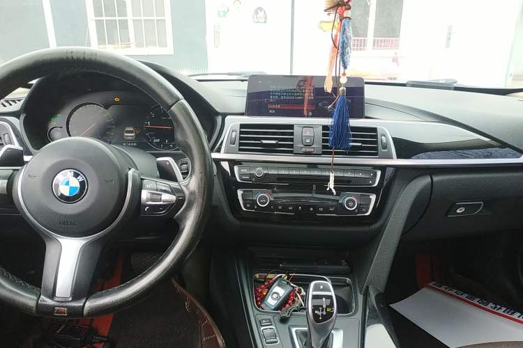 Used BMW 3 Series 2018 320Li Leading Model M Sport Package
