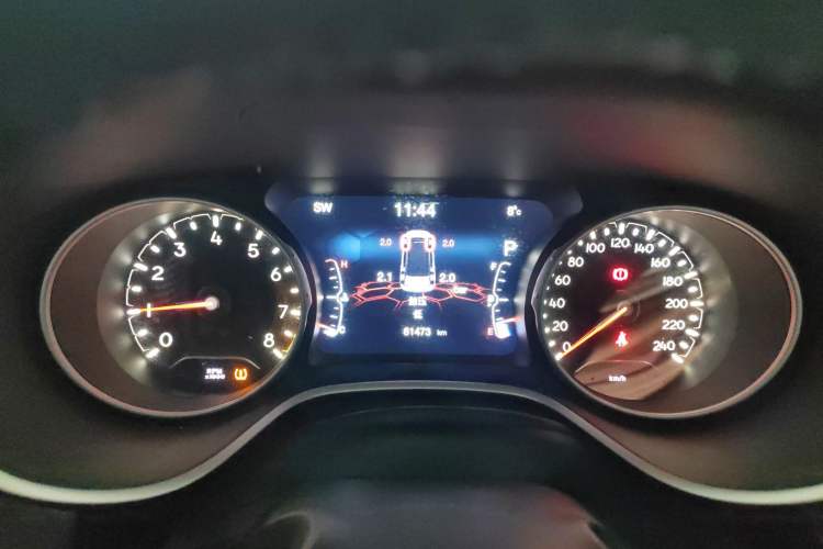 Used  Compass 2017 200T Automatic Family Edition