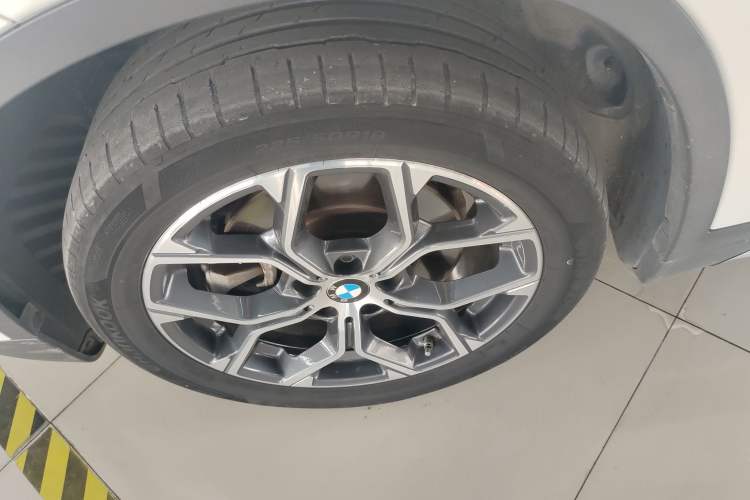 Used BMW X1 2022 sDrive25Li Leading Model
