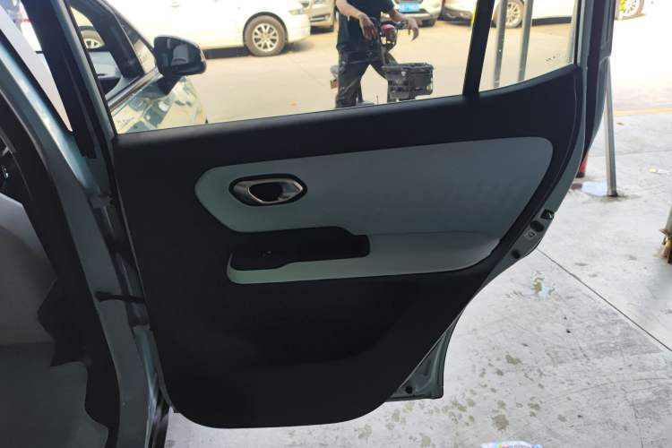 Used AION Y 2021 70 Enjoyment Tech Edition
