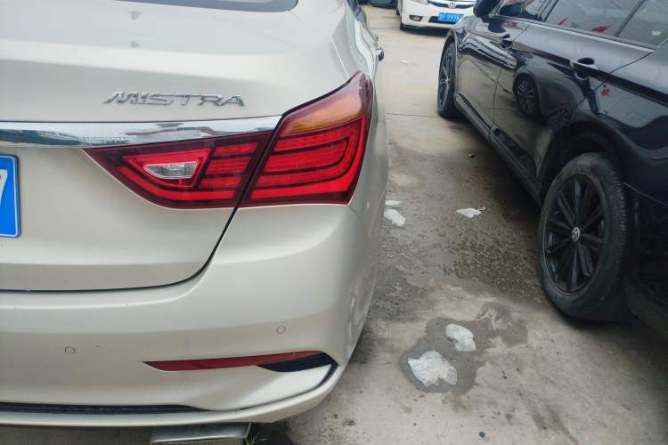 Used Hyundai Mistra 2017 1.8L Automatic Deluxe DLX Model China V Emission Standard
