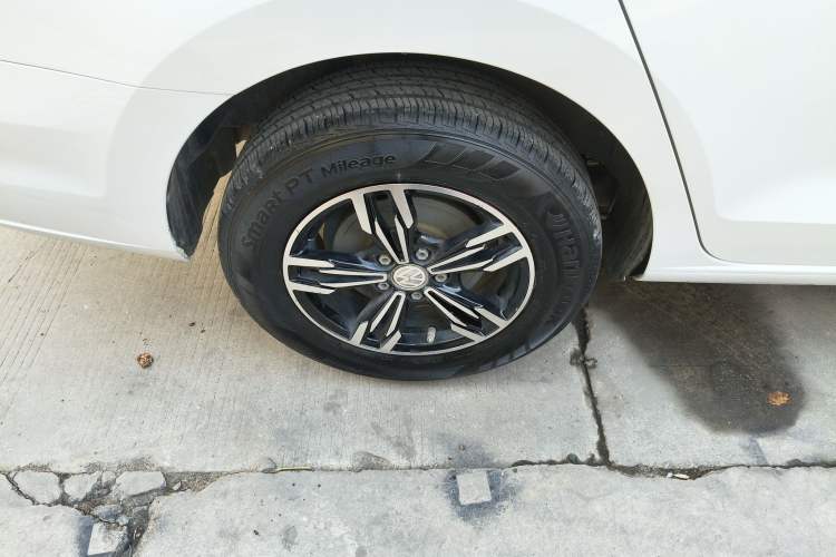 Used Volkswagen Jetta 2017 1.4L Manual Fashion Edition
