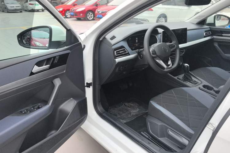 Used Volkswagen Lavida 2023 Revised 1.5L Automatic DeYi Edition
