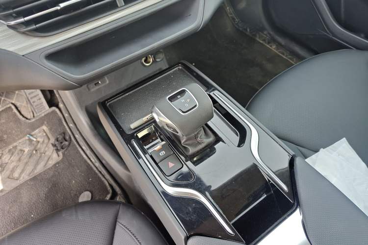 Used Hongqi E-QM5 2024 500km Range Edition
