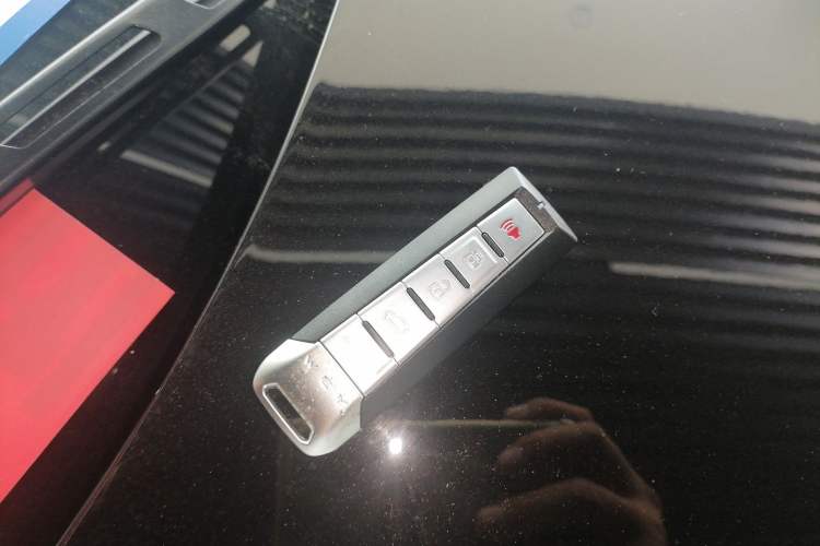 Used Wey VV7 2017 2.0T Flagship Edition
