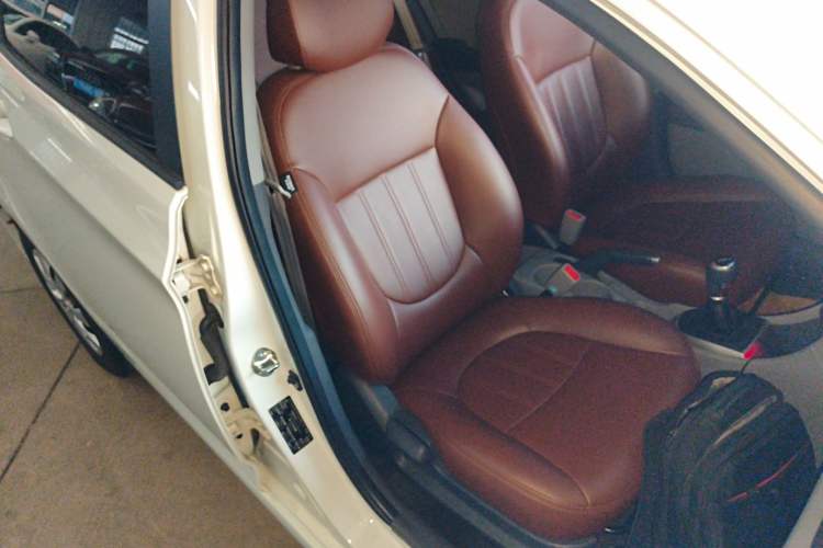 Used Hyundai Verna 2014 1.4L Manual Smart GLS Trim
