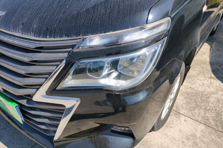 Used FORTHING Lingzhi 2020 M5L 1.6L Luxury 7-Seater
