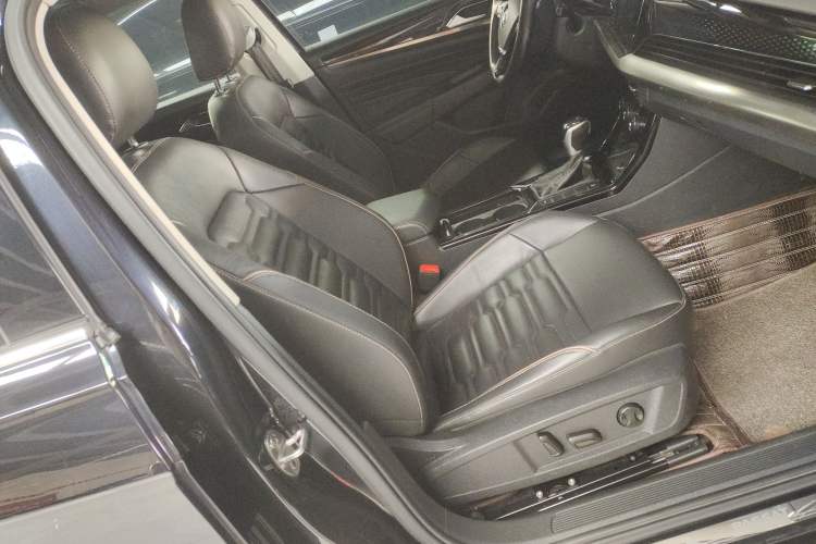 Used Volkswagen Passat 2019 330TSI Elite Edition China V Standard
