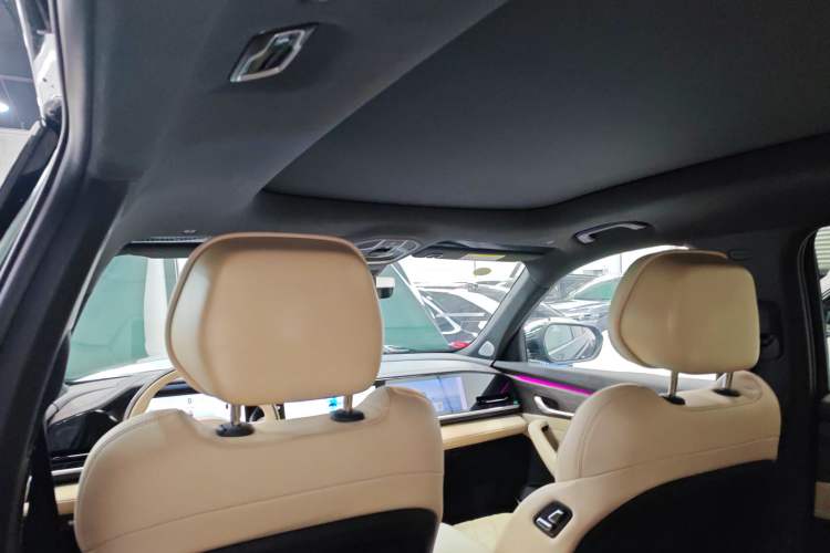 Used Geely Auto Monjaro L 2025 Dongfang Yao 2.0TD Automatic All-Wheel-Drive Wangyue Edition
