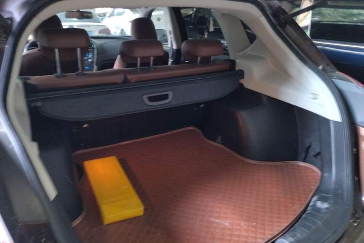 Used GAC Trumpchi GS5 2013 1.8T Automatic Two-Wheel Drive Luxury Edition