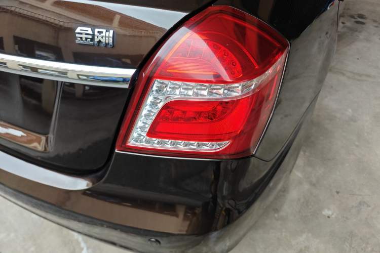 Used Geely Auto Diamond 2016 1.5L Manual Elite Edition
