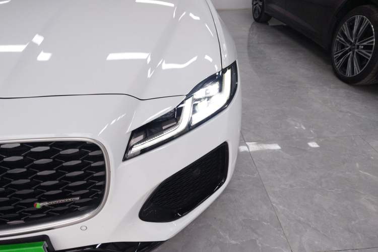 Used Jaguar XFL 2019 XFL 2.0T 250 PS Two-Wheel-Drive Luxury Edition