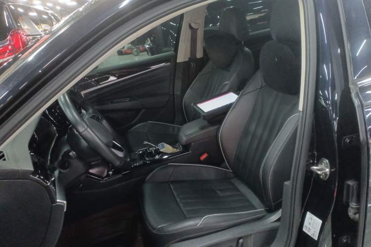 Used Volkswagen Passat 2023 330TSI Elite Edition
