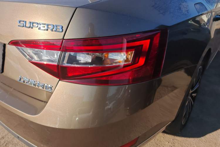 Used Skoda Superb 2016 TSI330 DSG Smart Drive Edition