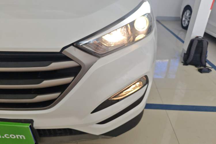 Used Hyundai Tucson 2015 1.6T Dual-Clutch Two-Wheel-Drive Smart Model
