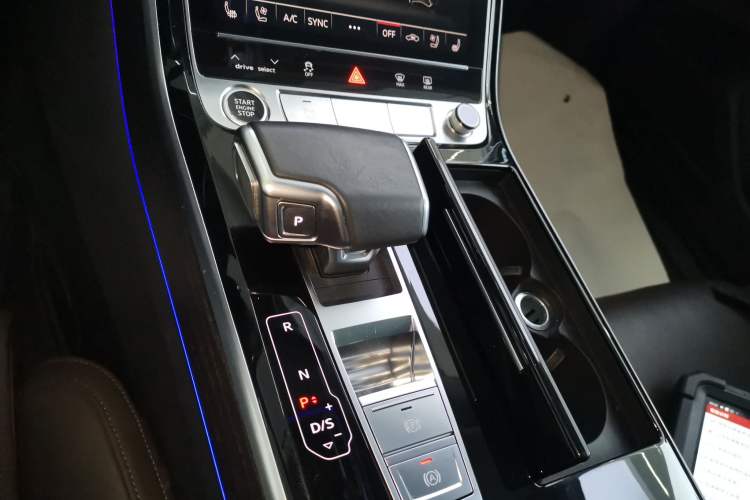 Used Audi A8 2022 A8L 50 TFSI quattro Comfort Edition Collector's Model
