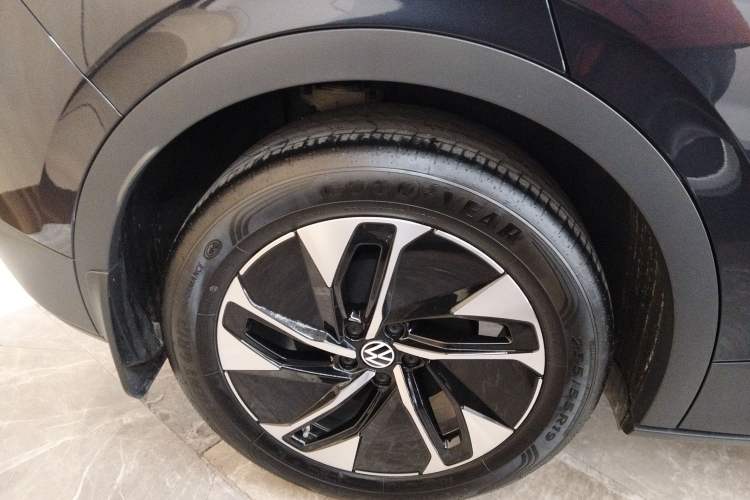 Used Volkswagen ID.4 CROZZ 2025 Pure Edition
