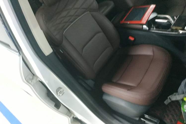 Used Geely Auto Jiajie 2021 1.8TD DCT Luxury Model
