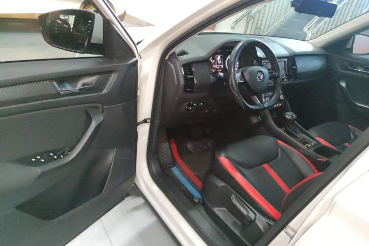 Used Skoda Kodiaq 2019 Restyled TSI330 5-Seater Two-Wheel Drive Standard Version China VI
