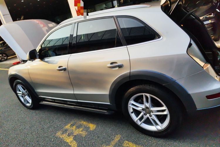 Used Audi Q5 2017 Plus 40 TFSI Technology Model
