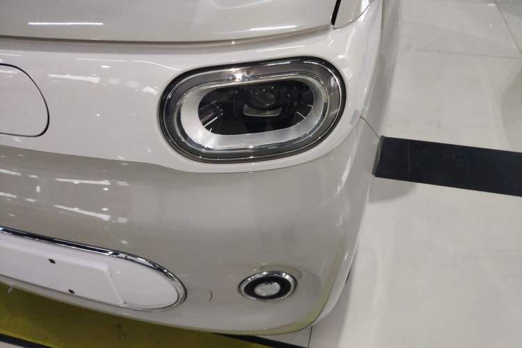 Used Wuling Hongguang MINIEV 2024 3rd Generation 215km Advanced Version
