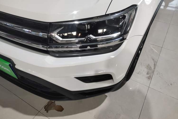 Used Volkswagen Tharu 2019 280TSI Two-Wheel Drive Luxury Version China VI Standard
