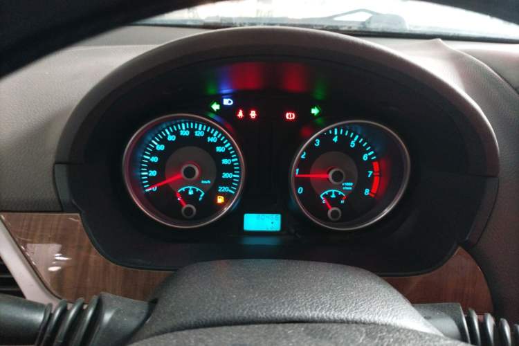 Used Buick Excelle 2015 1.5L Manual Classic Trim
