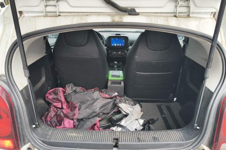 Used Roewe Clever 2021 302km All-Round Version
