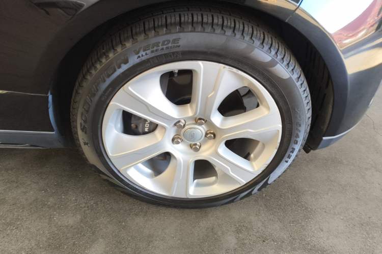 Used Land Rover Range Rover 2020 3.0 L6 Long-Wheelbase Legacy
