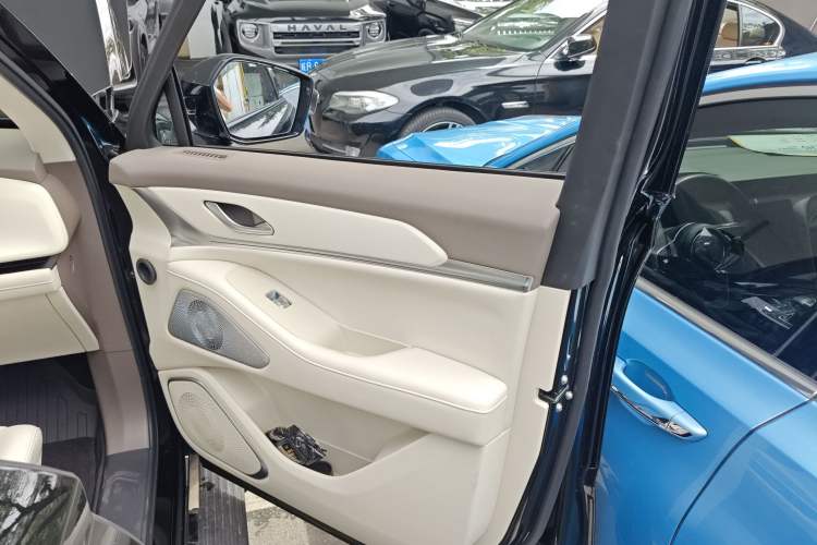 Used Wey Lanshan 2025 Four-Wheel Drive Max
