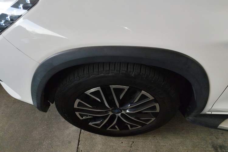 Used BYD Song New Energy 2017 Song DM 1.5TID All-Wheel Drive Prestige Model
