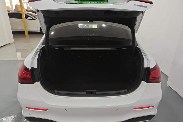 Used Mercedes-Benz A-Class 2024 A 200 L Fashion Model
