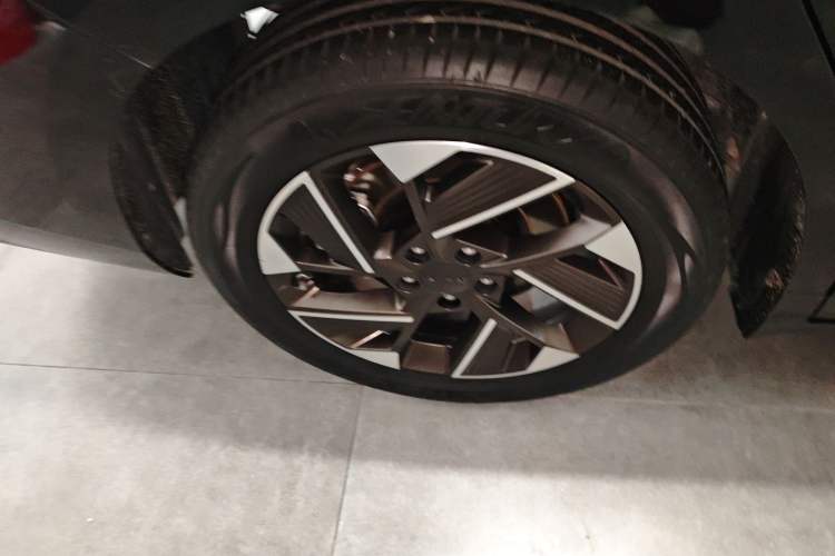 Used AION S Plus 2023 70 Enjoyment Edition Ternary Lithium
