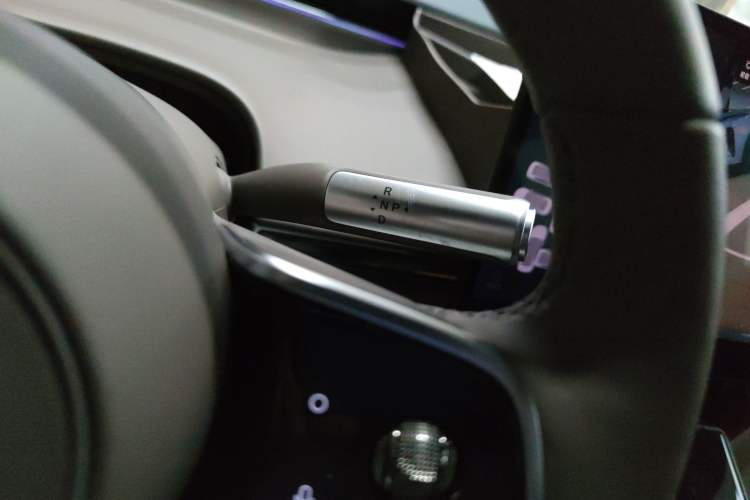 Used Hima Luxeed R7 2025 Range-Extended Version 251 km Max