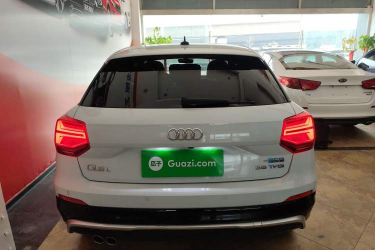 Used Audi Q2L 2020 35 TFSI Fashion Dynamic Model
