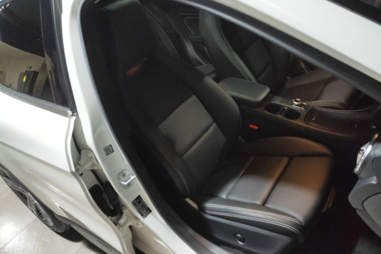 Used Mercedes-Benz GLA 2016 GLA 220 4MATIC Luxury Model