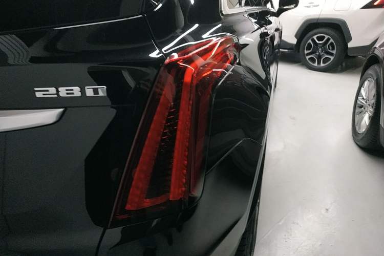 Used Cadillac XT5 2021 2.0T Two-Wheel Drive Luxury Version
