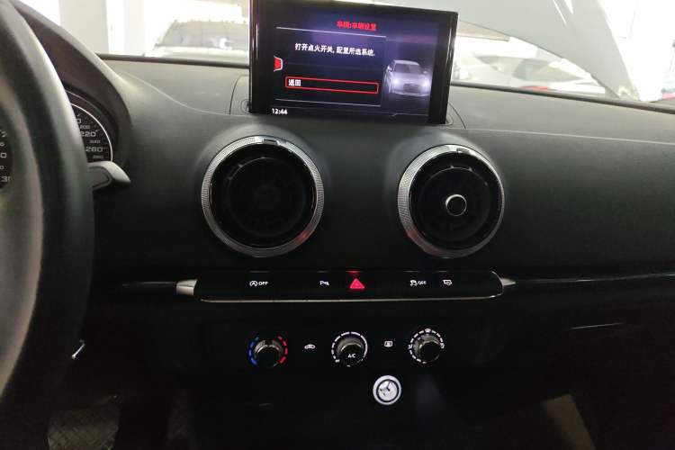 Used Audi A3 2018 30th Anniversary Edition Limousine 35 TFSI Fashion Model
