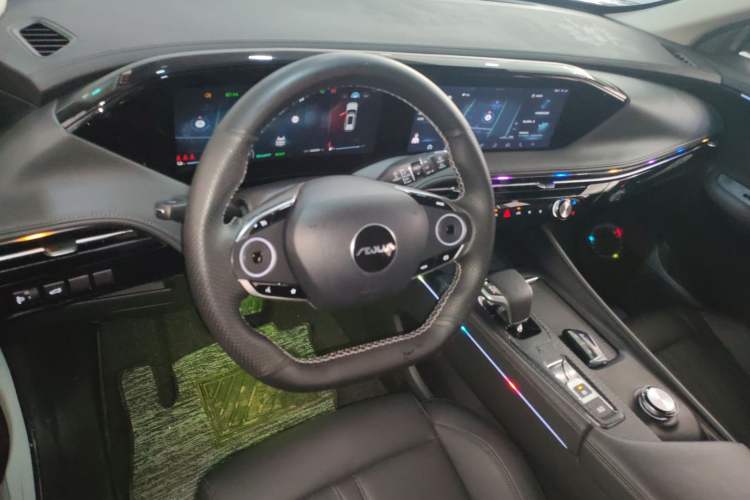 Used Dongfeng Aeolus Huge 2022 Mach Dual-Motor 1.5T MHD Dare-to-Dream Edition
