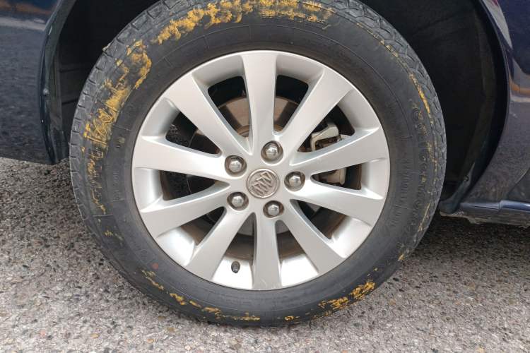 Used Buick GL8 2014 2.4L Classic Edition
