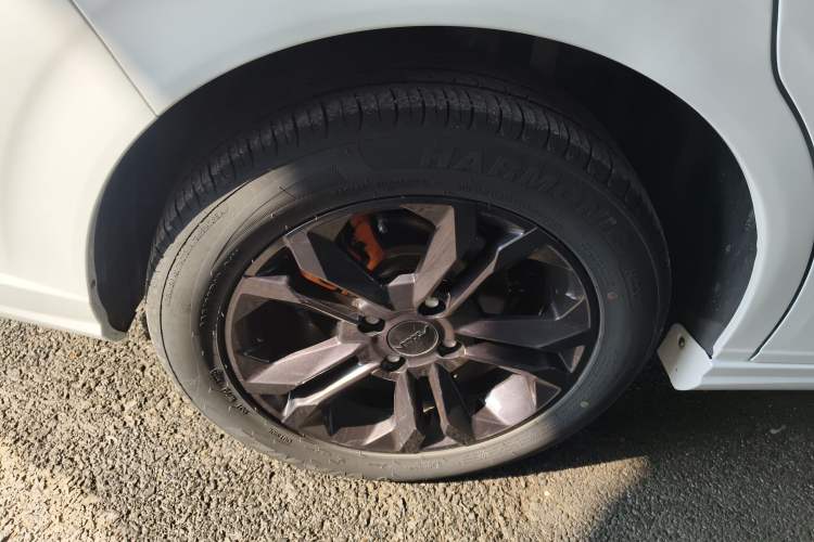 Used Dongfeng Aeolus Yixuan 2023 Mach Edition 1.5L Automatic Chasing Shadow Version