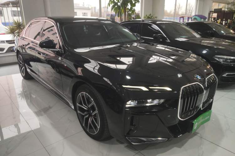 Used BMW 7 Series 2023 735Li M Sport Package
