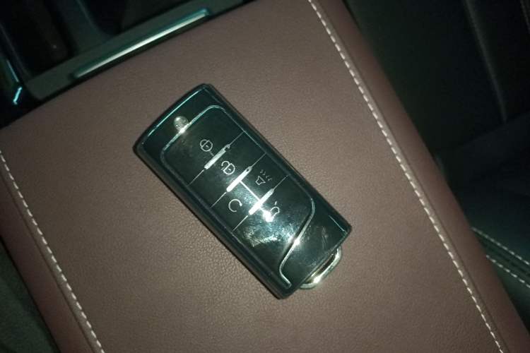 Used GAC Trumpchi M6 2023 PRO 270T DCT Luxury Edition
