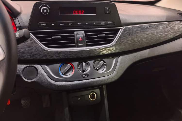 Used Baojun 310 2020 1.2L Manual Comfort Edition