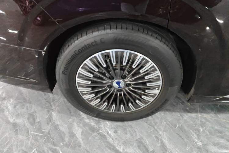 Used Denza D9 2024 PIONEER Four-Seat Pioneer Edition