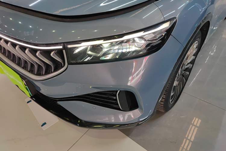 Used VOYAH FREE 2022 Four-Wheel Drive Ultra-Long Range Pure Electric Version