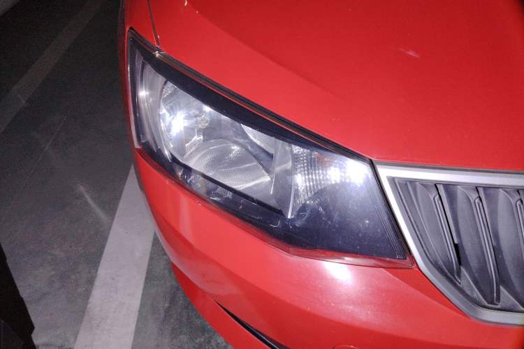 Used Skoda Fabia 2015 1.4L Automatic Front-Drive Model
