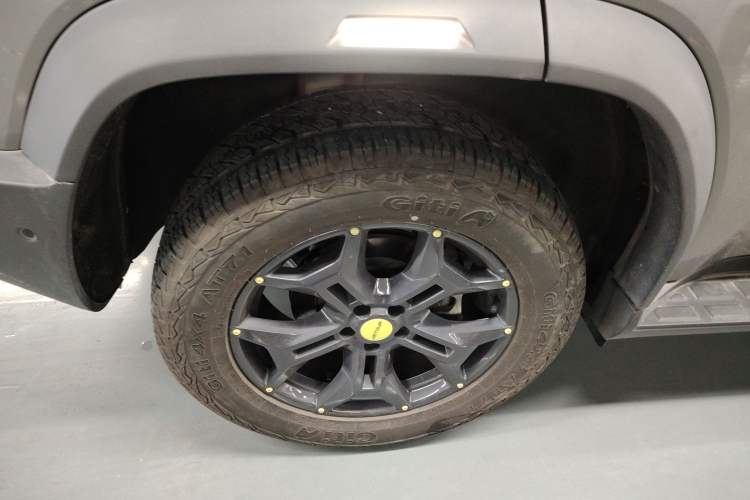 Used Jetour Traveler 2023 2.0T All-Wheel Drive CrossPRO+
