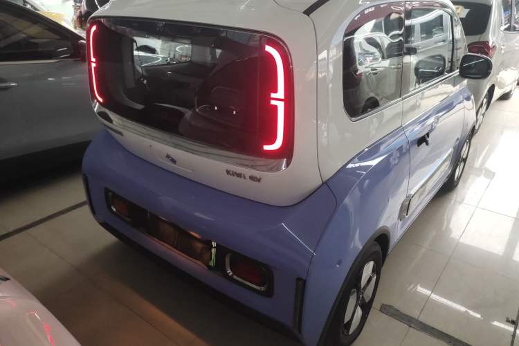 Used Baojun KiWi EV 2023 DJI Edition Lithium Iron Phosphate
