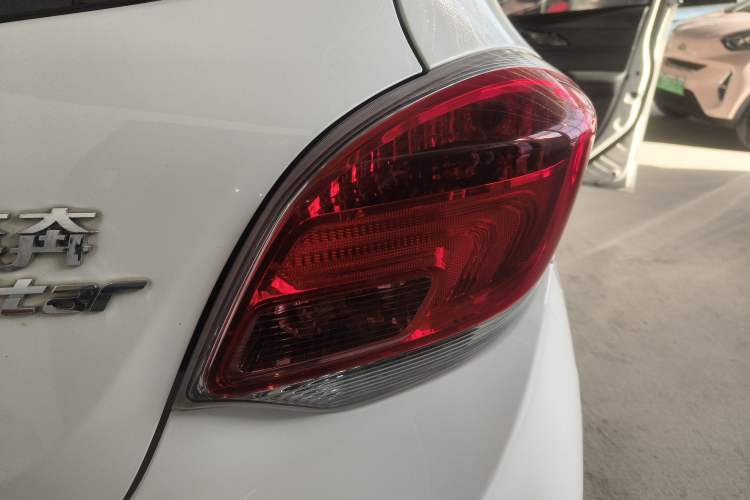 Used Oshan Benni E-Star 2022 Qingxin Edition Colorful Model Lithium-NMC